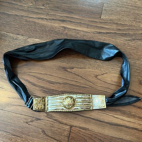 Unique Vintage 80s silver & gold statement belt with‎ black leather band main image 9